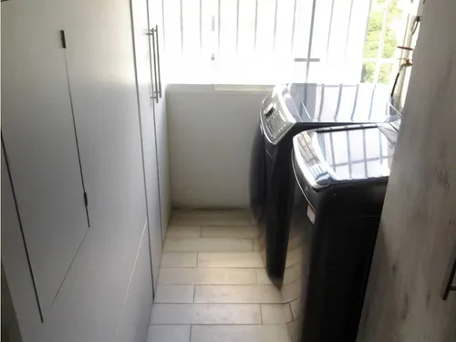 En Manzanares Oeste,se Vende