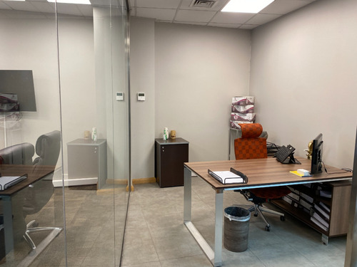 Oficina De Lujo, Amoblada En Ciudad Empresarial