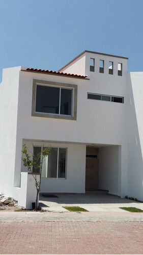 Preciosa Casa En Ciudad Maderas, Premium. 3 Recamaras, Mármo