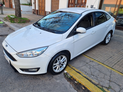 Ford Focus III 1.6 Sedan S