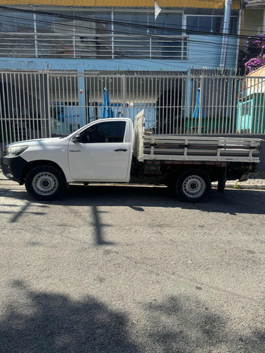 Toyota Hilux 2.8 Tdi Std Cab. Simples 4x4 2p