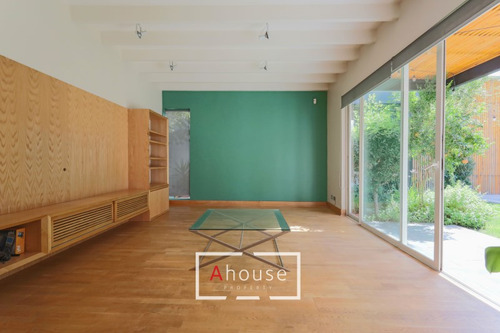 Hermosa Casa En Venta La Reina Alta