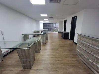 Oficina en arriendo