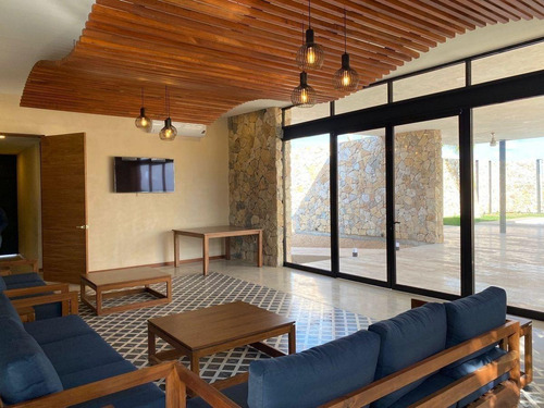 Lote En Venta En Mérida En Privada Zentura En Cholul