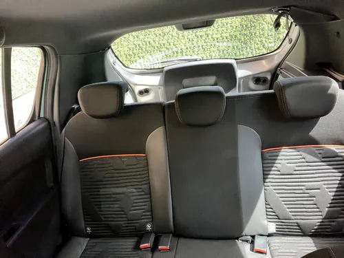 Renault Stepway 1.6 Intense Automática