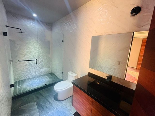 Se Vende Pent House En Loma Dorada De 491 M2, Único E Indescriptible.