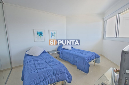 Imagen 20 de 26 de Apartamento En Edificio Con Servicios