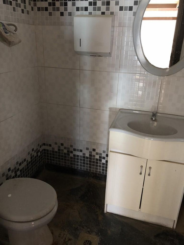 Oficina En Ciudad Vieja