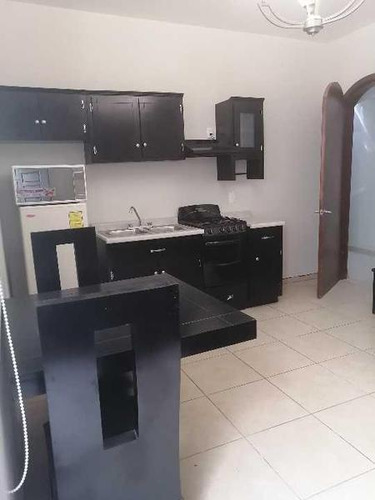 Departamento Ejecutivo En Renta En  Residencial Los Olivos Al Norte De Saltillo