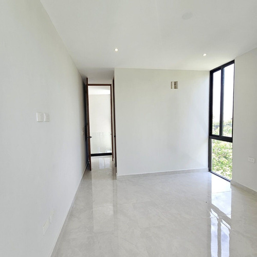 Casa En Venta En Privada Residencial Alura, Cholul.