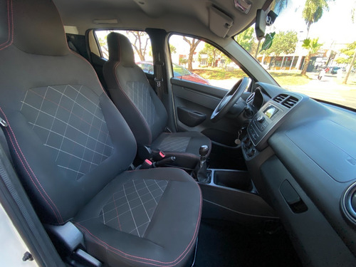 Imagen 11 de 17 de Renault Kwid Zen 1.0 2018