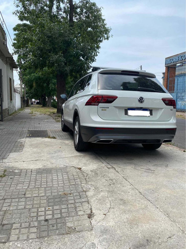 Imagen 3 de 10 de Volkswagen Tiguan 2019 1.4 Tsi Comfortline At 5pas