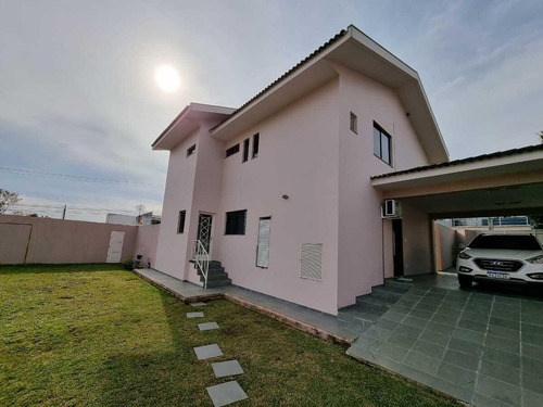 Imagem 3 de 15 de Sobrado Para Venda Em Guarapuava, Bairro Dos Estados, 3 Dormitórios, 1 Suíte, 1 Banheiro - Cs-0096_2-1221717