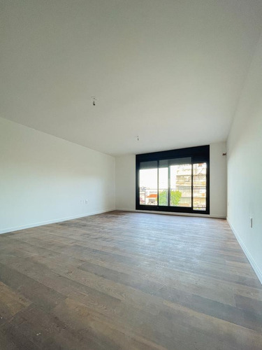 Venta De Apartamento 2 Dormitorios Con Terraza En Malvín