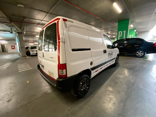 Imagen 13 de 25 de Peugeot Parner Cargo
