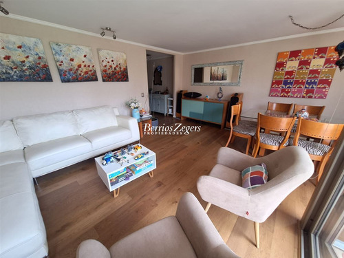Departamento En Venta De 3 Dorm. San Carlos Apoquindo 2 E