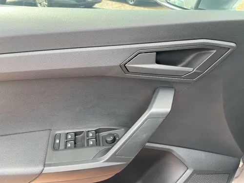 Seat Arona 1.6 Reference