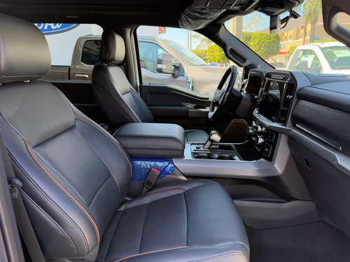 Ford Lobo Lariat