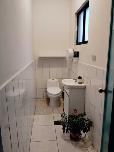 Se Arrienda Gran Casa Comercial Centro Temu (64778)