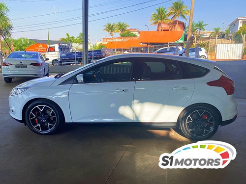 Imagem 8 de 15 de Ford Focus Titanium 2.0 Branco 2015