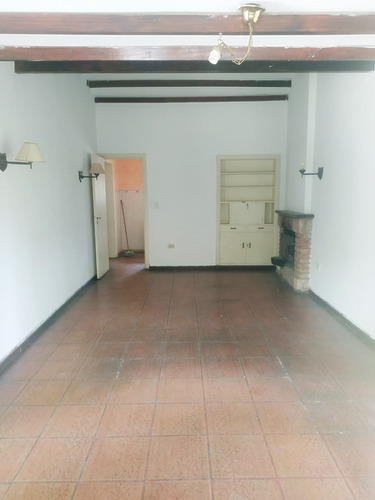 Imagen 11 de 14 de Icho Cruz, Casa Con Cuatro Locales Comerciales