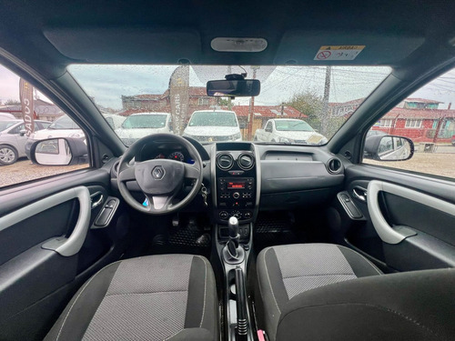 Renault Duster Expression 4x2 Mt F2