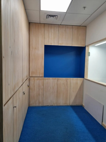 Amoblada  Estaciones De Trabajo 332m2 Recepcion  Privados 