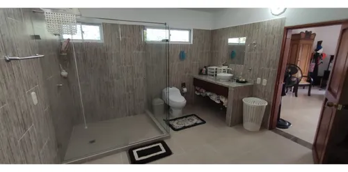 Permuto Con Piscina Caballerizas Cancha Jacuzzi Kiosco Gym Billar Lujo