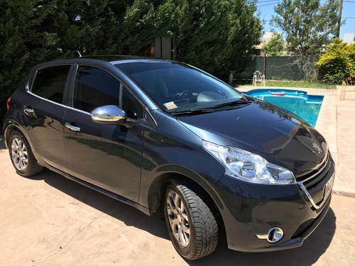Peugeot 208 Allure 1.6 + Nav - Año 2015 - 73.500km