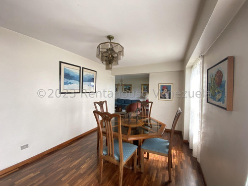 Magnífico Apartamento En Alquiler La Carlota Full Amoblado, Con Excelente Distribución, Amplio Y Luminoso Consta De 141 Mts2, Vi Mls #24-11566