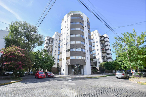 Imagen 30 de 30 de Departamento 2 Dormitorios Venta La Plata Cochera