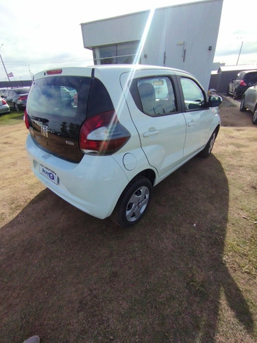 Imagen 10 de 16 de Fiat Mobi 2019 1.0 Easy