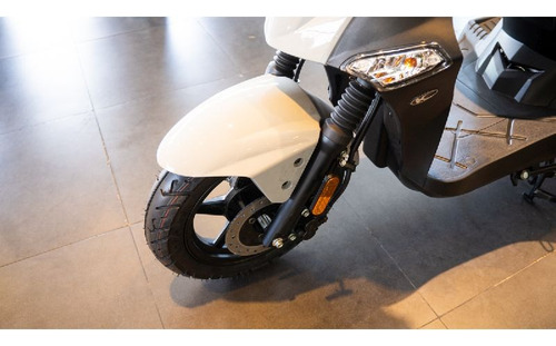 Kymco Agility 125 Scooter No Yamaha Fascino Rs 125