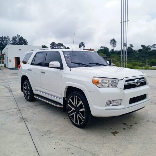 Toyota 4runner Sr5  2012 Americano 