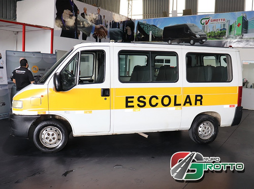 Peugeot Boxer Escolar 15 Lugares 2003 Seminova Financiada