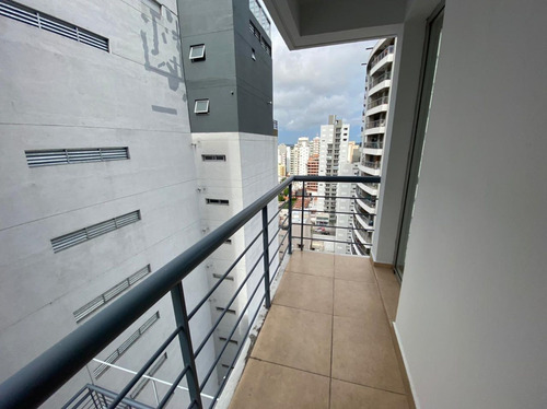 Imagen 6 de 16 de Venta Semipiso 3 Ambientes Centro Banfield