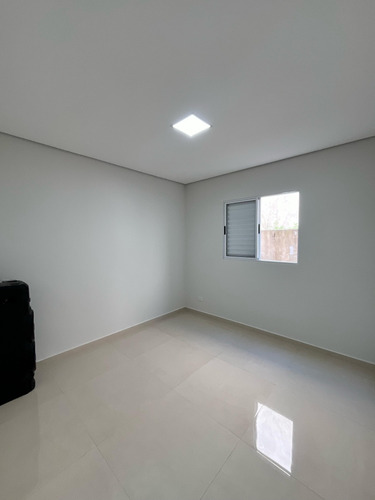 Chácara Formada Com Linda Vista Em Condomínio Fechado