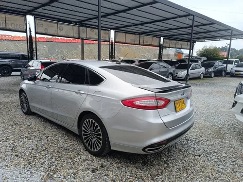 Ford Fusion 2.0 Titanium
