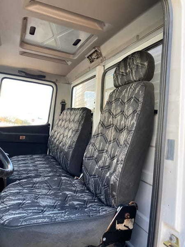 Mercedes-benz 710 4x2 2p