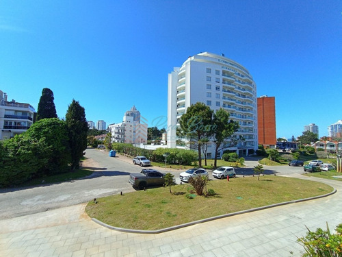 Imagen 8 de 24 de Alquiler En Aidy Grill Con Parrillero - Punta Del Este Aidy Grill