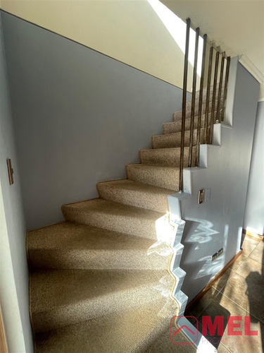 Casa En Venta De 4 Dorm. En Colina