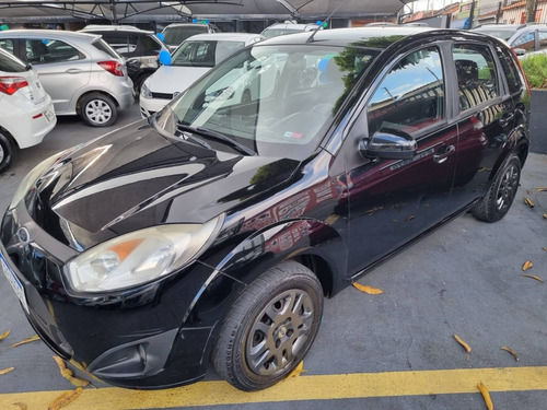 Imagem 2 de 8 de Ford Fiesta 1.6 Se Hatch 16v Flex 4p Manual