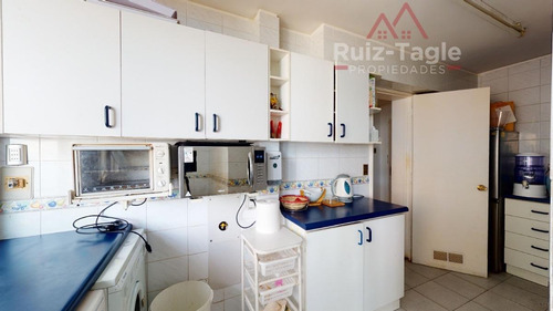 Venta De Magnifico Departamento Frente Al Mar En Av. Perú