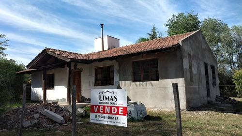 En Villa General Belgrano, Se Vende Casa En Barrio 4 Horizontes