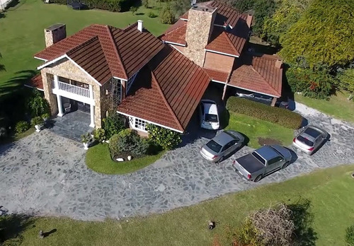 Casa En Lote 3100 M2 Venta San Diego Financiado