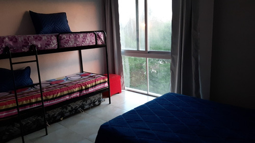 Imagen 10 de 13 de Triplex 3 Ambientes 2 Baños Cochera Y Terraza Con Parrilla. Apto Solo Familias