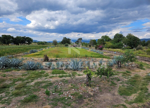 Carretera Celaya - Comonfort: Casa Campestre En Venta