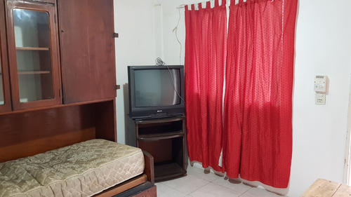 Imagen 3 de 6 de Habitacion Baño Privado