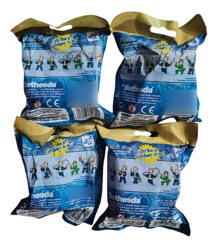 Fallout 4 Vault Boy Figuras De Resistencia Llaveros Set De 4