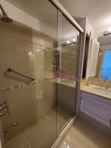 Venta Apto 3 Dorm Mas Dependencia Mansa Y Brava Primeras Paradas